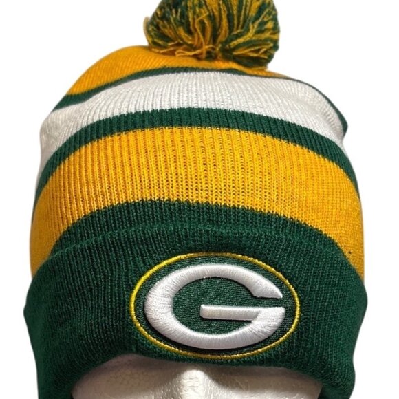 Green Bay Packers Knit Beanie Pom NFL Bud Light Logo Green Gold White - Picture 1 of 10